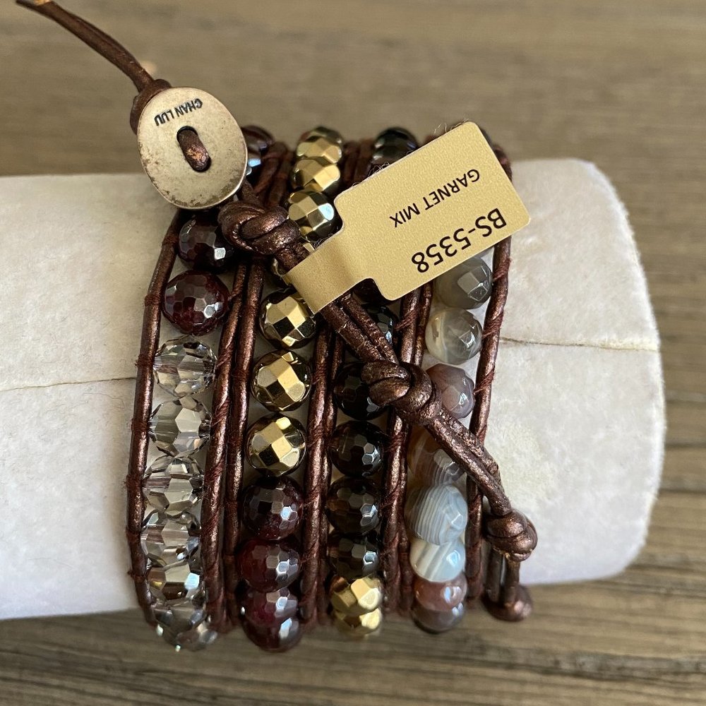 Chan Luu Chunky Garnet Mix Five Wrap Leather Brace - Picture 4 of 6
